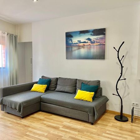 Comfortable Renovated Flat, Wifi! Бадалона Екстериор снимка