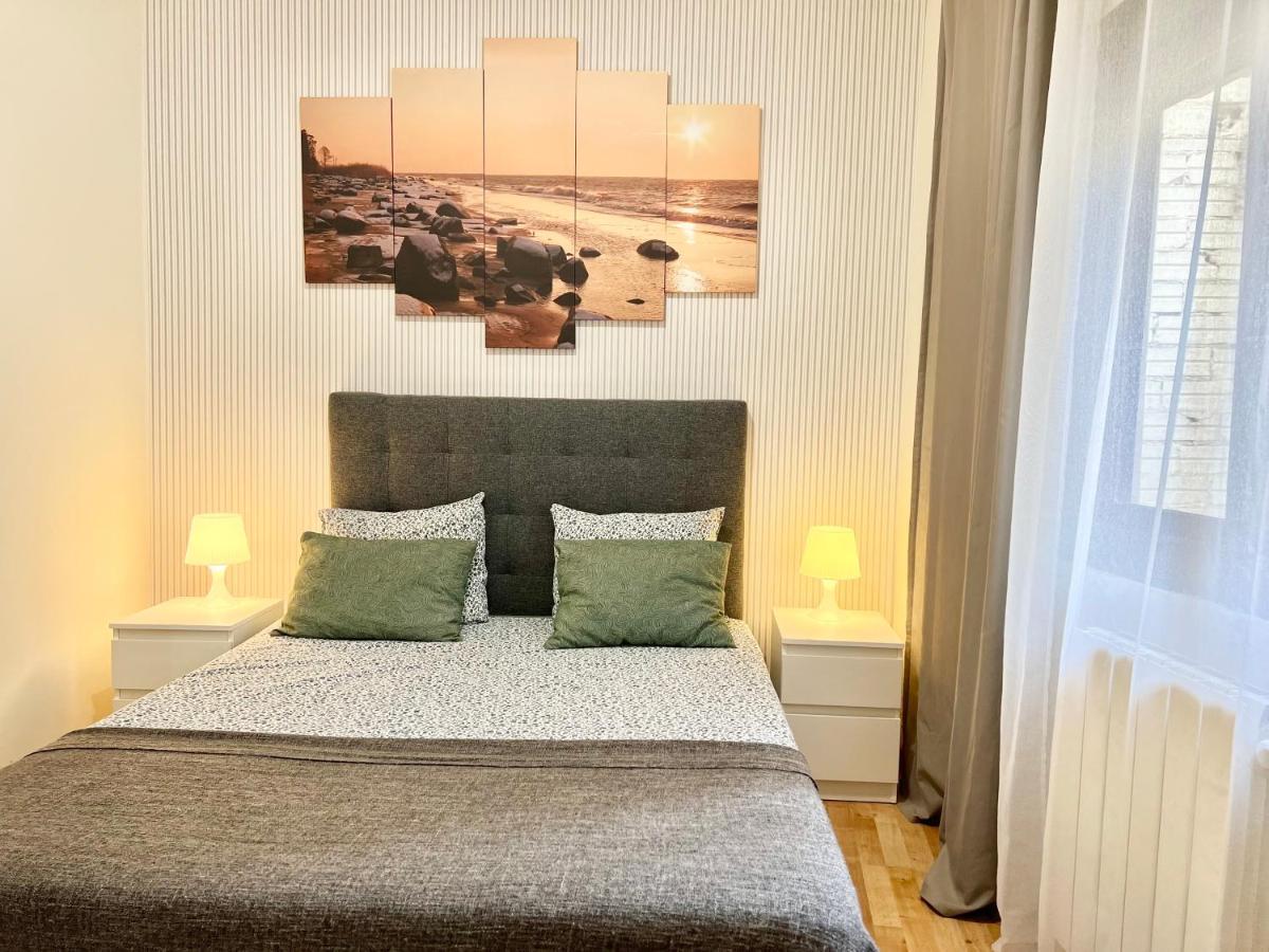 Comfortable Renovated Flat, Wifi! Бадалона Екстериор снимка