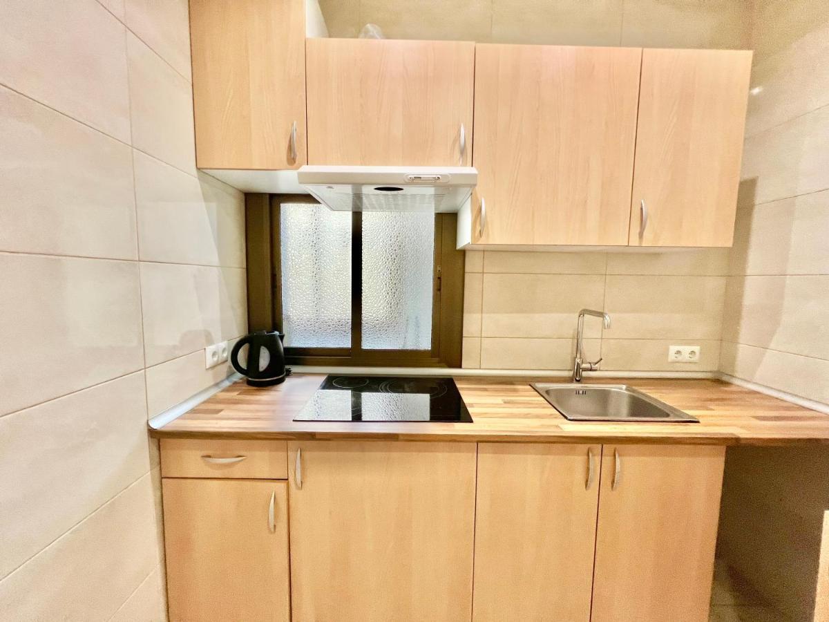 Comfortable Renovated Flat, Wifi! Бадалона Екстериор снимка
