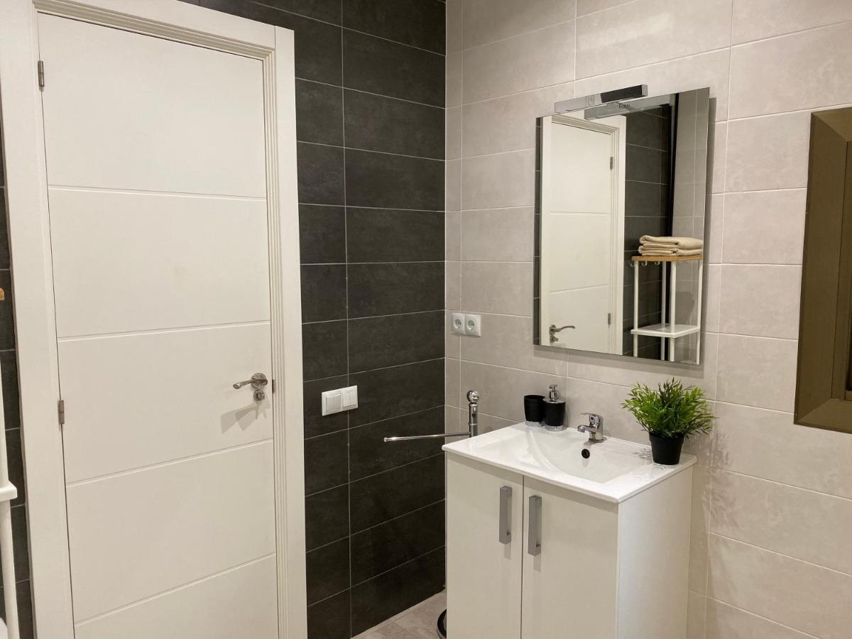 Comfortable Renovated Flat, Wifi! Бадалона Екстериор снимка